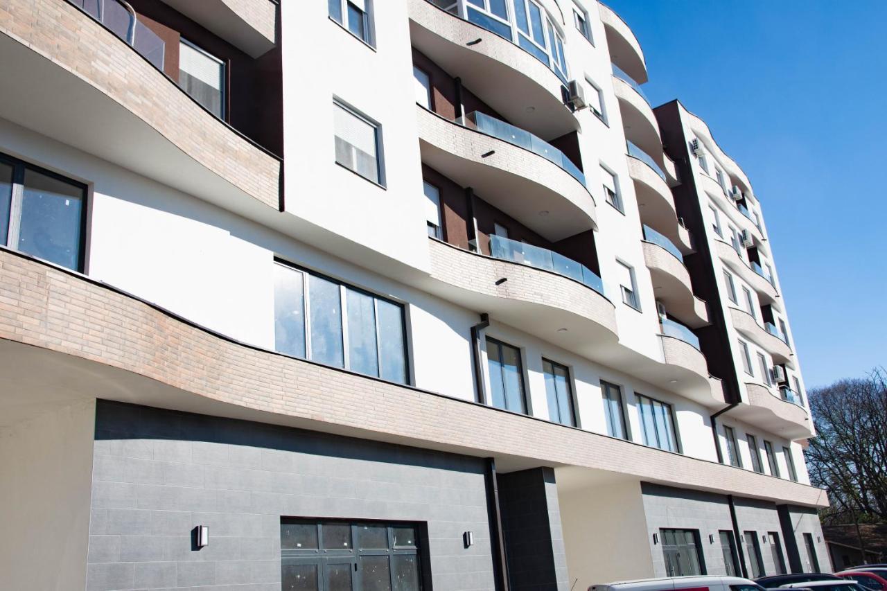 Laura Apartment Novi Sad Exterior photo